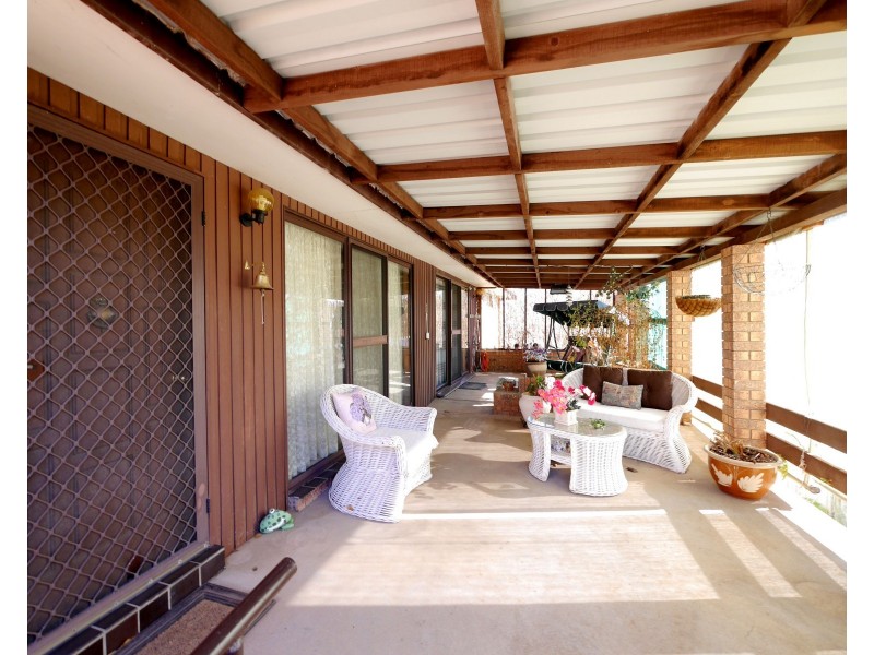 68 Lachlan Street, Cowra NSW 2794