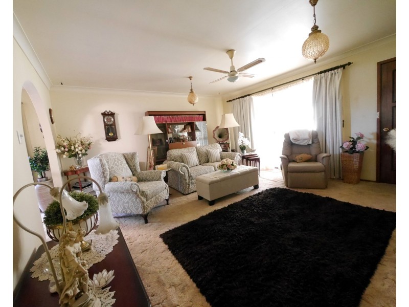 68 Lachlan Street, Cowra NSW 2794