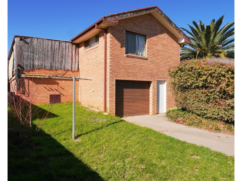68 Lachlan Street, Cowra NSW 2794