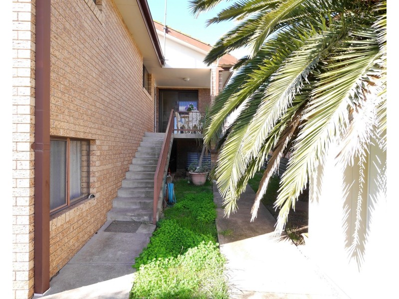 68 Lachlan Street, Cowra NSW 2794