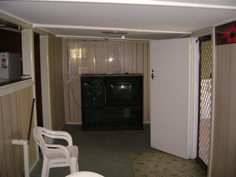 9 Cowra Street, Gooloogong NSW 2805