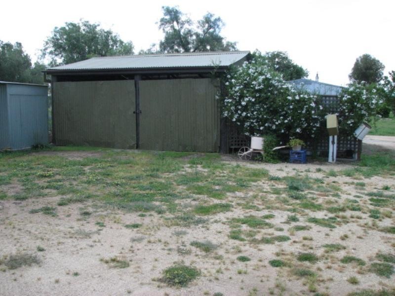 9 Cowra Street, Gooloogong NSW 2805