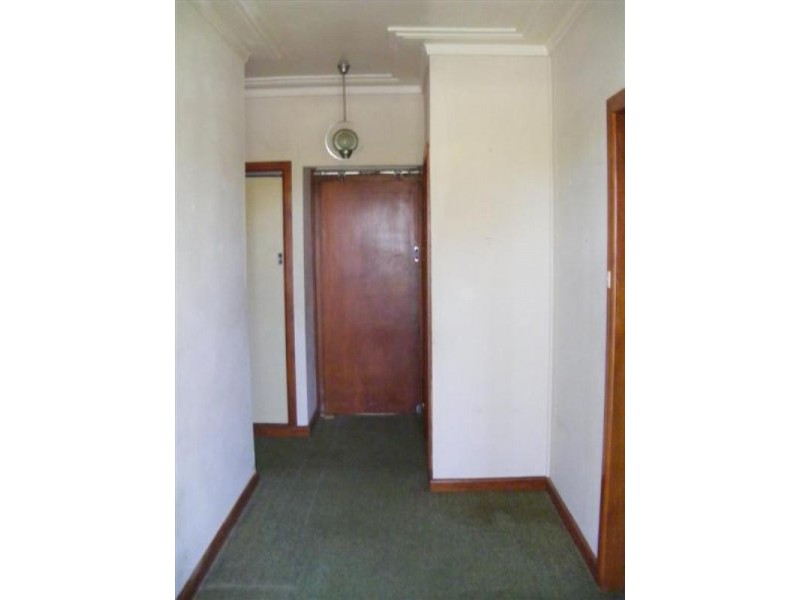 2 Belmore Street, Cowra NSW 2794
