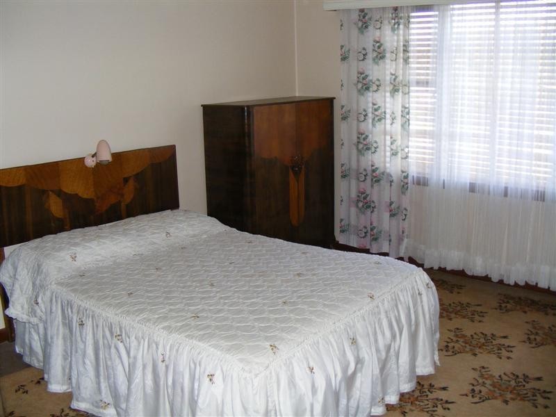 2 Belmore Street, Cowra NSW 2794