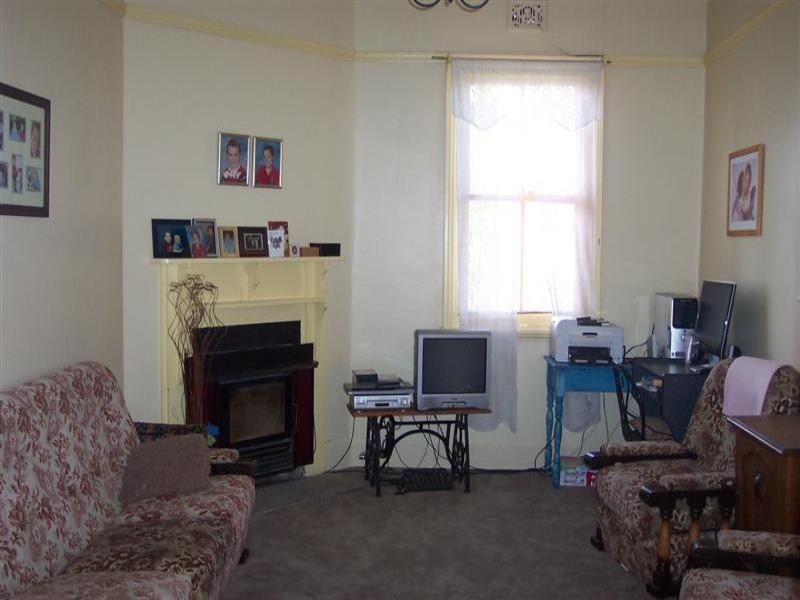 31 Parkes Street, Cowra NSW 2794