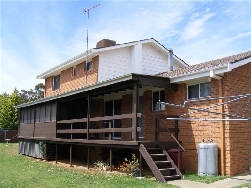 82 Binni Creek Road, Cowra NSW 2794