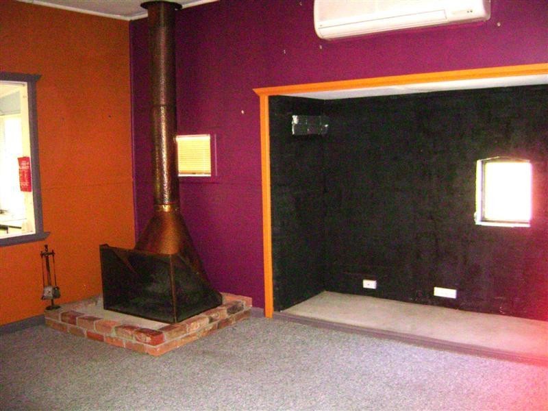 42 East Street, Gooloogong NSW 2805