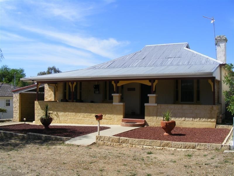 57 Brougham Street, Cowra NSW 2794