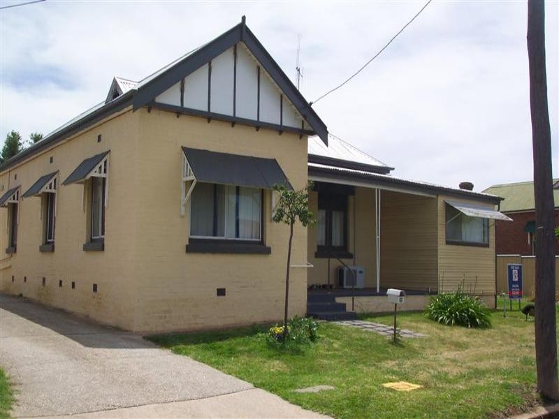 28 Parkes Street, Cowra NSW 2794