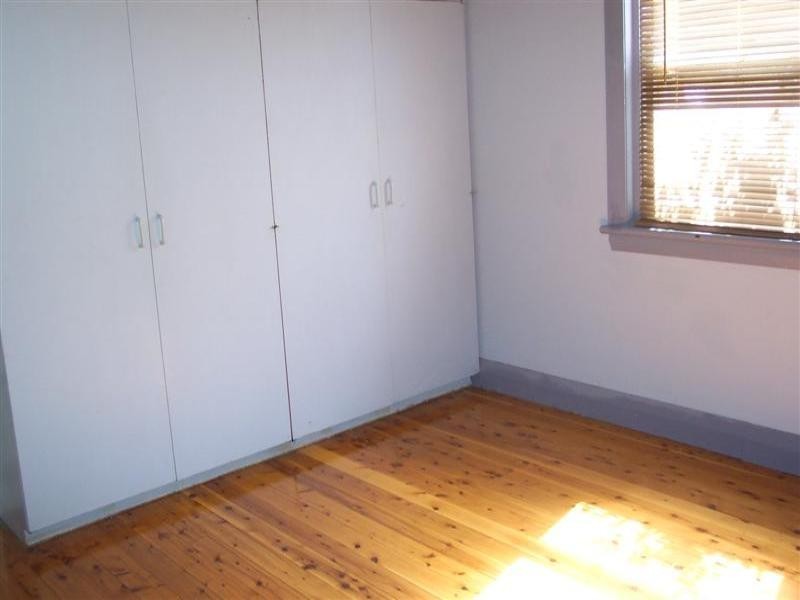 16 Bartlett Avenue, Cowra NSW 2794