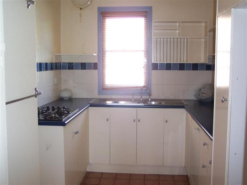 16 Bartlett Avenue, Cowra NSW 2794