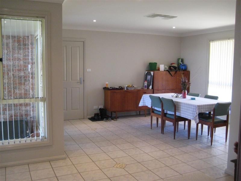 30 Acacia Circuit, Cowra NSW 2794