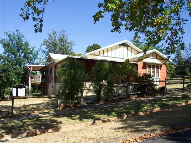 120 Darling Street, Cowra NSW 2794