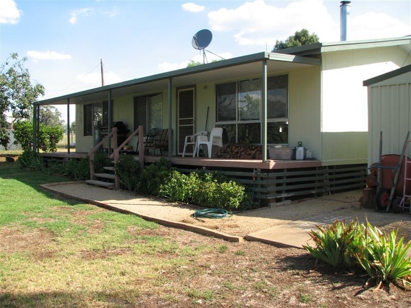 2-4 Belmore Street, Woodstock NSW 2793