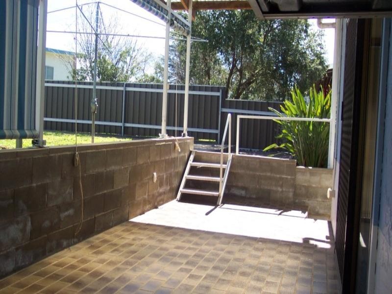 4 Brisbane Avenue, Cowra NSW 2794