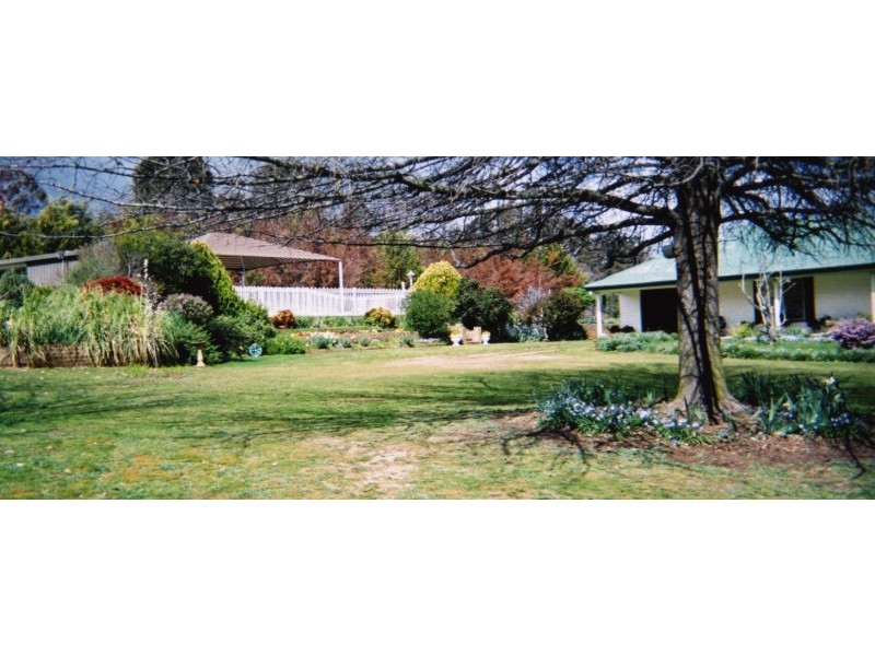 1 ‘Rogilla’ & ‘Bimberoo’, Boorowa NSW 2586