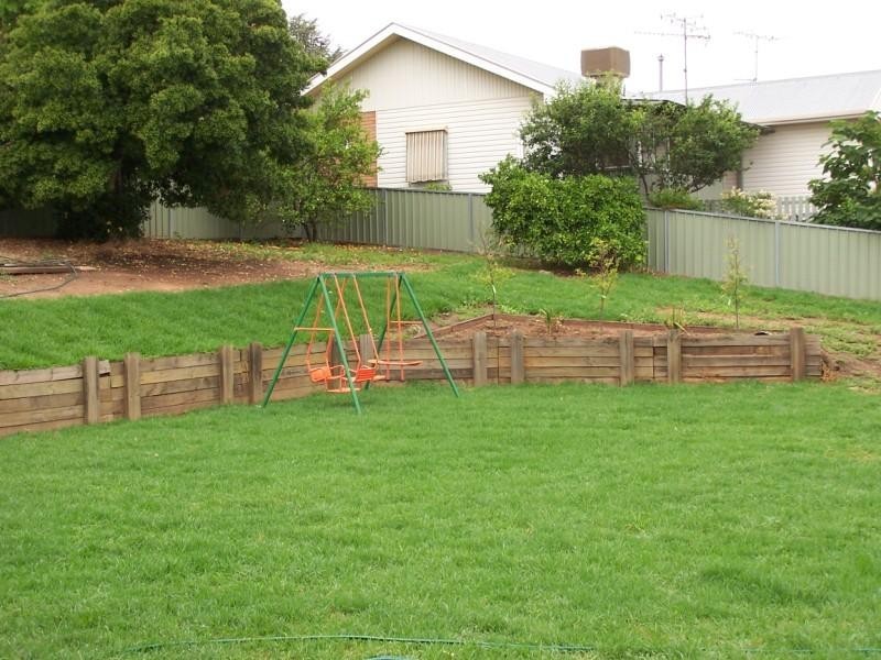 155 Fitzroy Street, Cowra NSW 2794