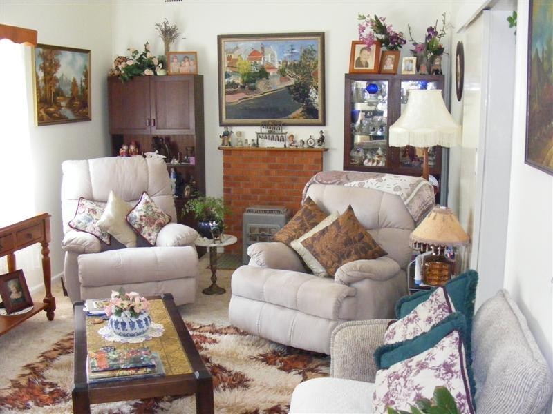 48 Lee Street, Cowra NSW 2794