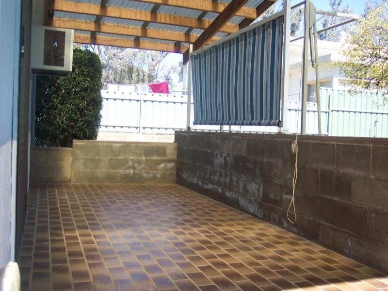 4 Brisbane Avenue, Cowra NSW 2794