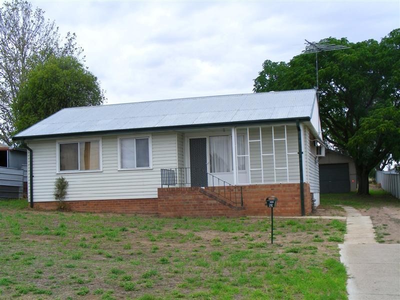 29 Eulo Street, Cowra NSW 2794