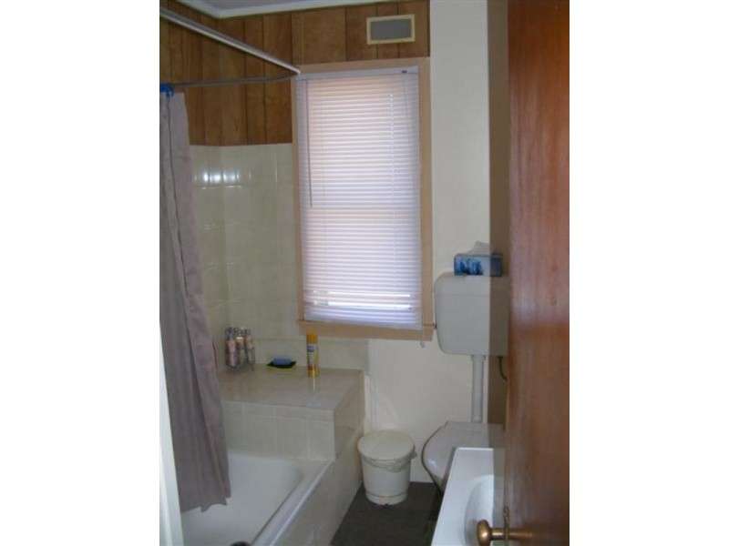 29 Eulo Street, Cowra NSW 2794