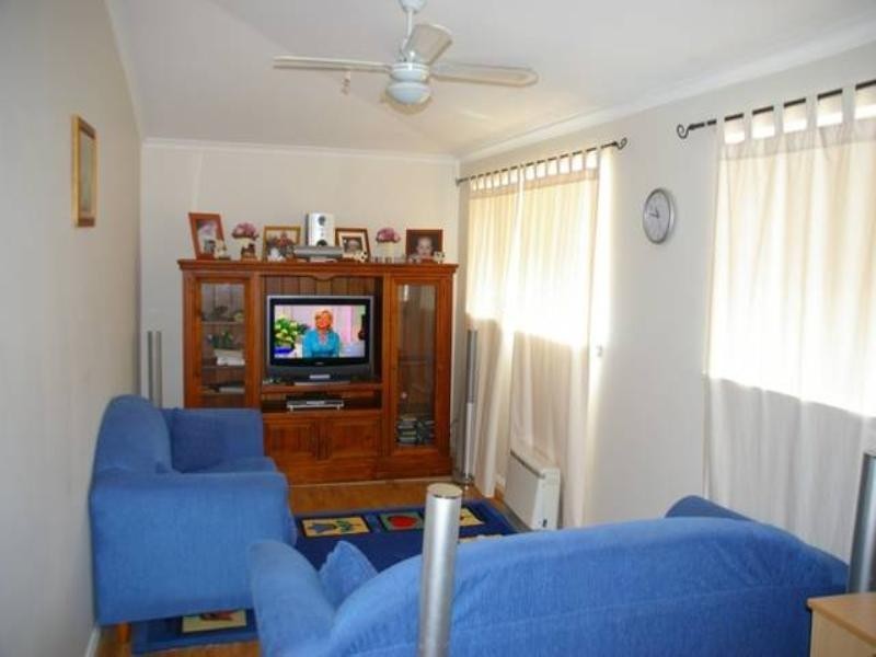 28 Parkes Street, Cowra NSW 2794