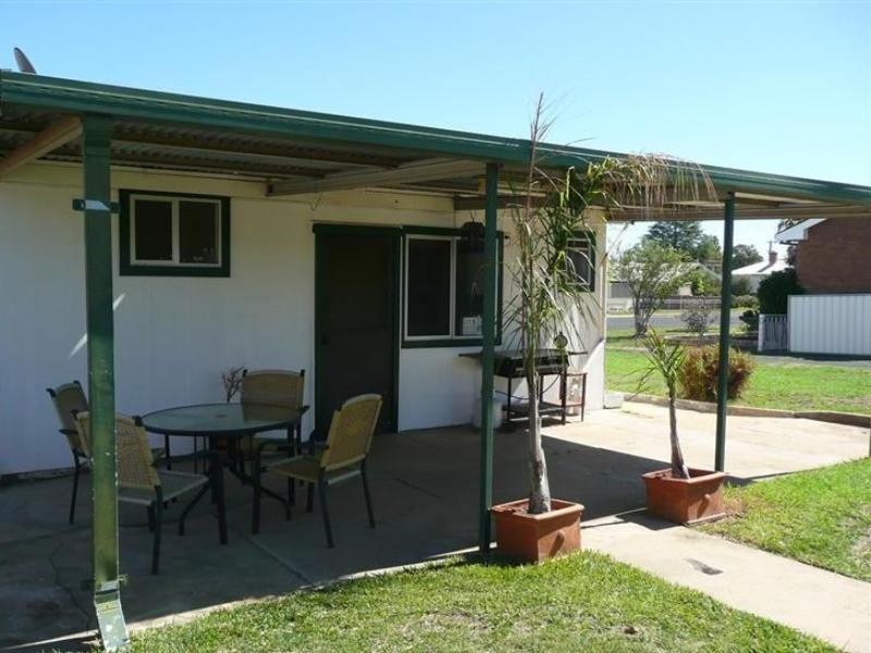 49 Kite Street, Cowra NSW 2794