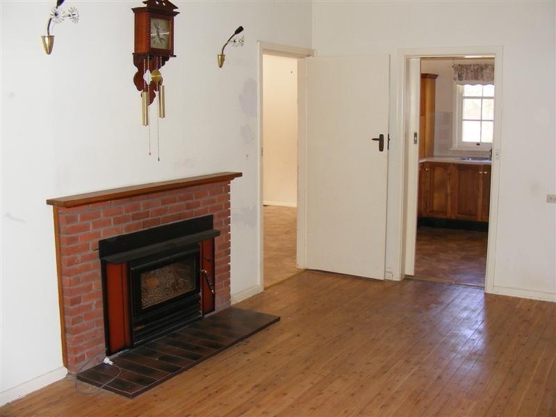 11 Binni Creek Road, Cowra NSW 2794