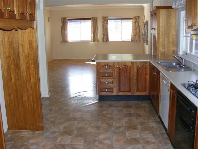 11 Binni Creek Road, Cowra NSW 2794