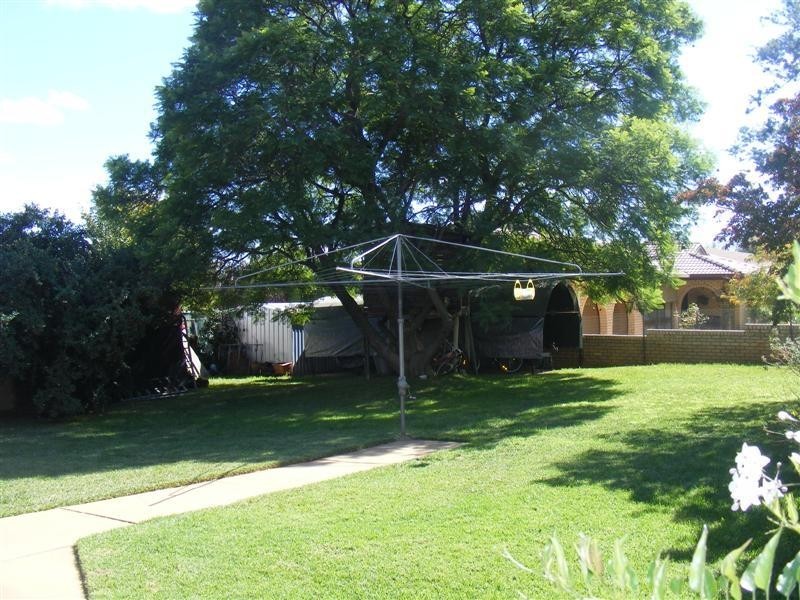 18 Pitt Street, Cowra NSW 2794