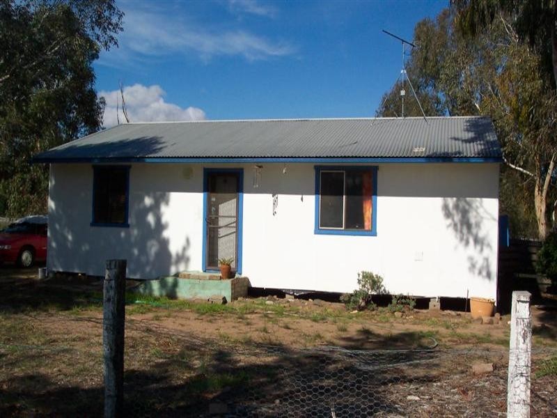 3 Deboyne Street, Koorawatha NSW 2807