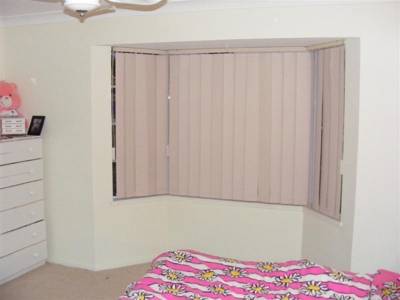 17 Elizabeth Avenue, Cowra NSW 2794