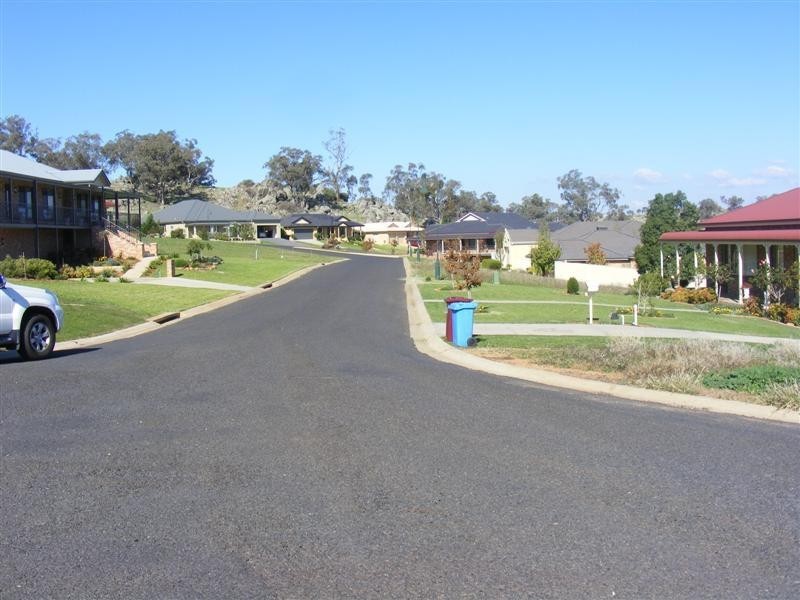 10 Paris Place, Cowra NSW 2794