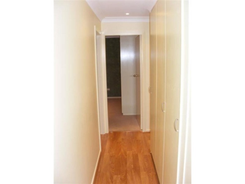 28 Newcombe Street, Cowra NSW 2794