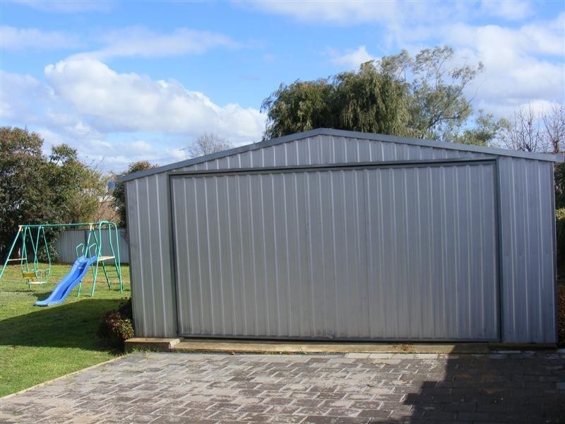 28 Newcombe Street, Cowra NSW 2794