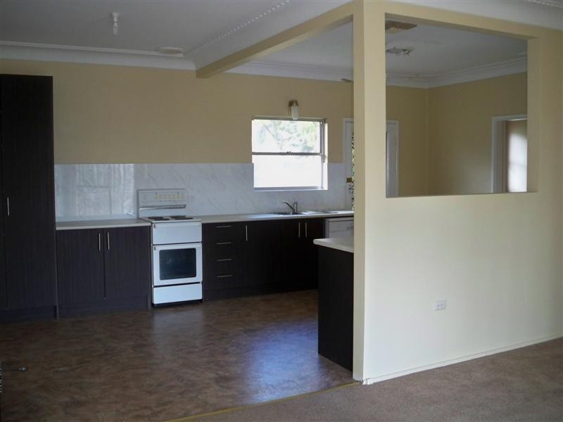 89 Macquarie Street, Cowra NSW 2794