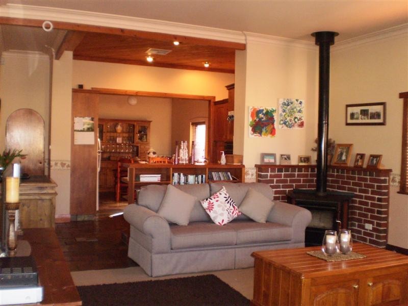 143 Fitzroy Street, Cowra NSW 2794