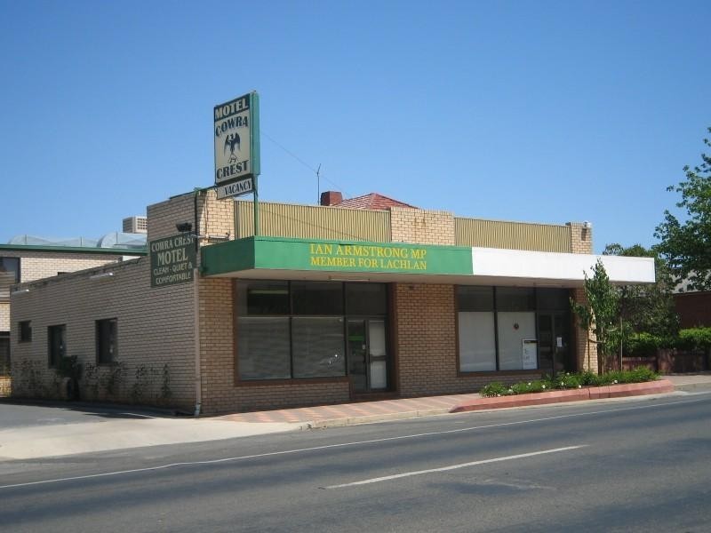 2/133 Kendal Street, Cowra NSW 2794