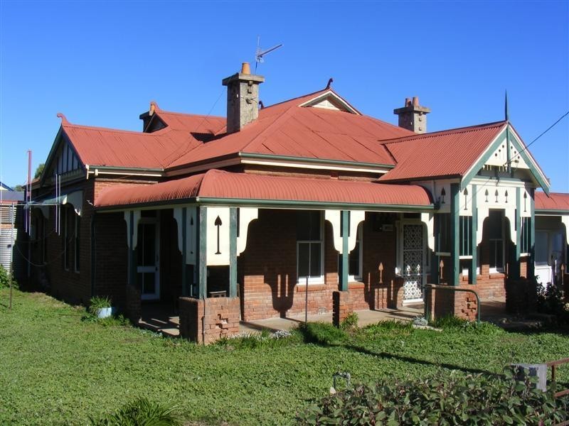 41 Vaux Street, Cowra NSW 2794