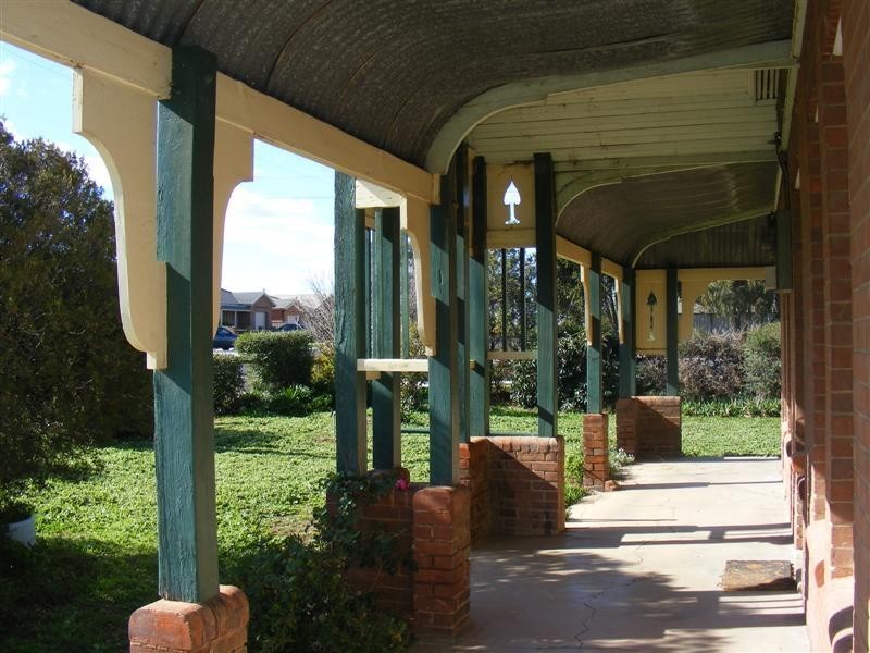 41 Vaux Street, Cowra NSW 2794