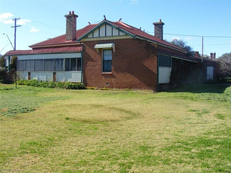 41 Vaux Street, Cowra NSW 2794