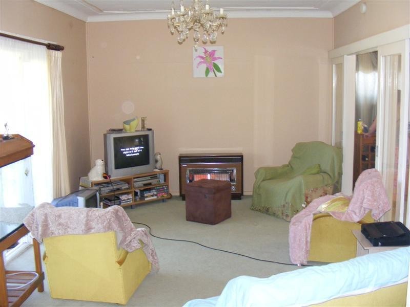 75 Macquarie Street, Cowra NSW 2794