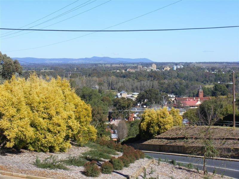 75 Macquarie Street, Cowra NSW 2794