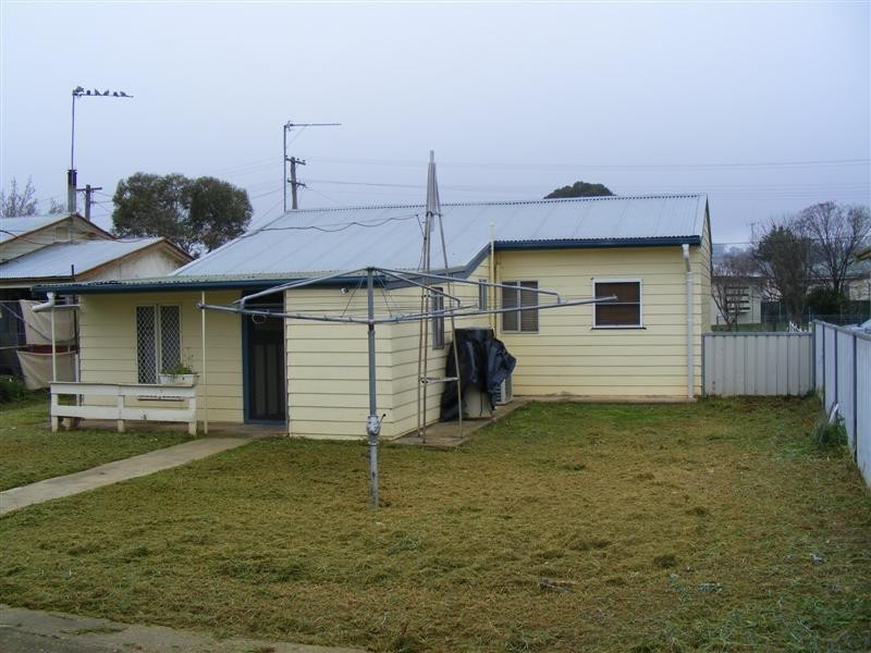 22 Mulyan Street, Cowra NSW 2794