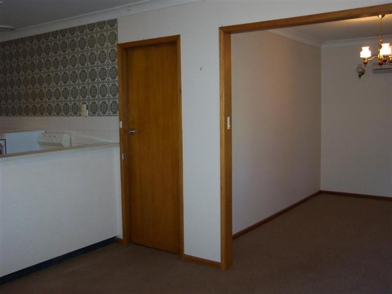 32 Binni Creek Road, Cowra NSW 2794