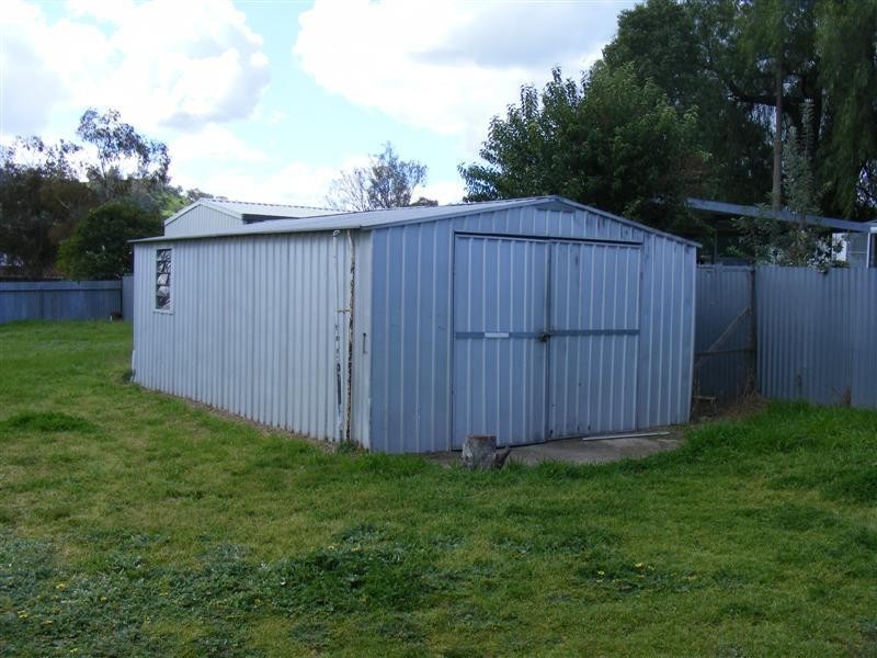 22 Brougham Street, Cowra NSW 2794