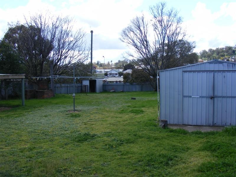 22 Brougham Street, Cowra NSW 2794
