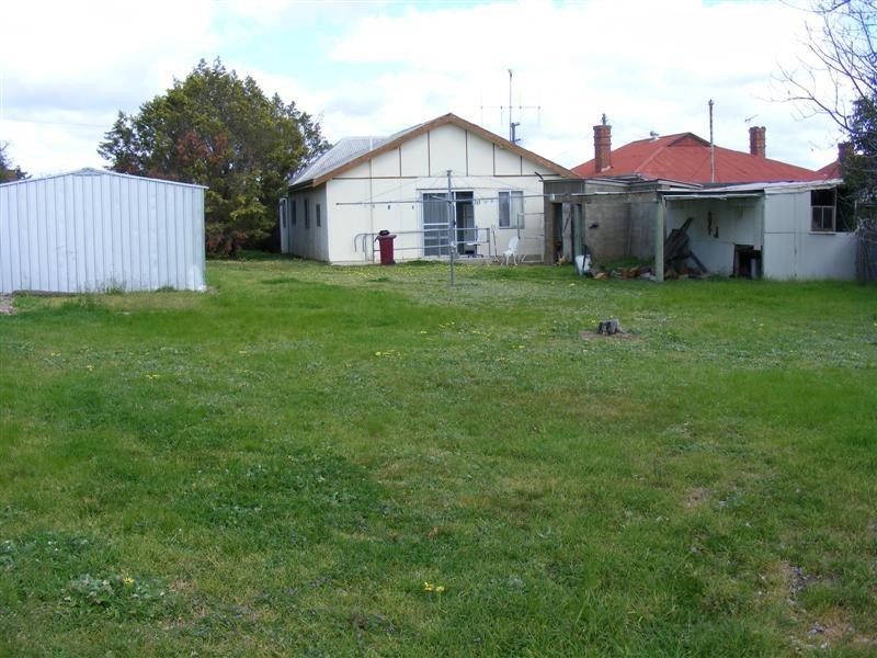 22 Brougham Street, Cowra NSW 2794