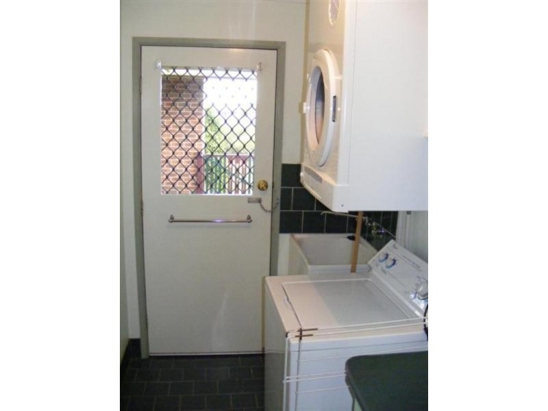 15 Eucalypt Close, Cowra NSW 2794