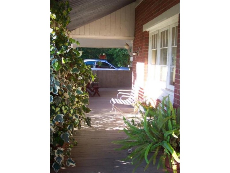 151 Fitzroy Street, Cowra NSW 2794